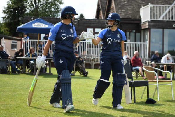 KENT WOMENS T20 BLAST REPLICA MATCH SHIRT - Unisex Fit - Image 2